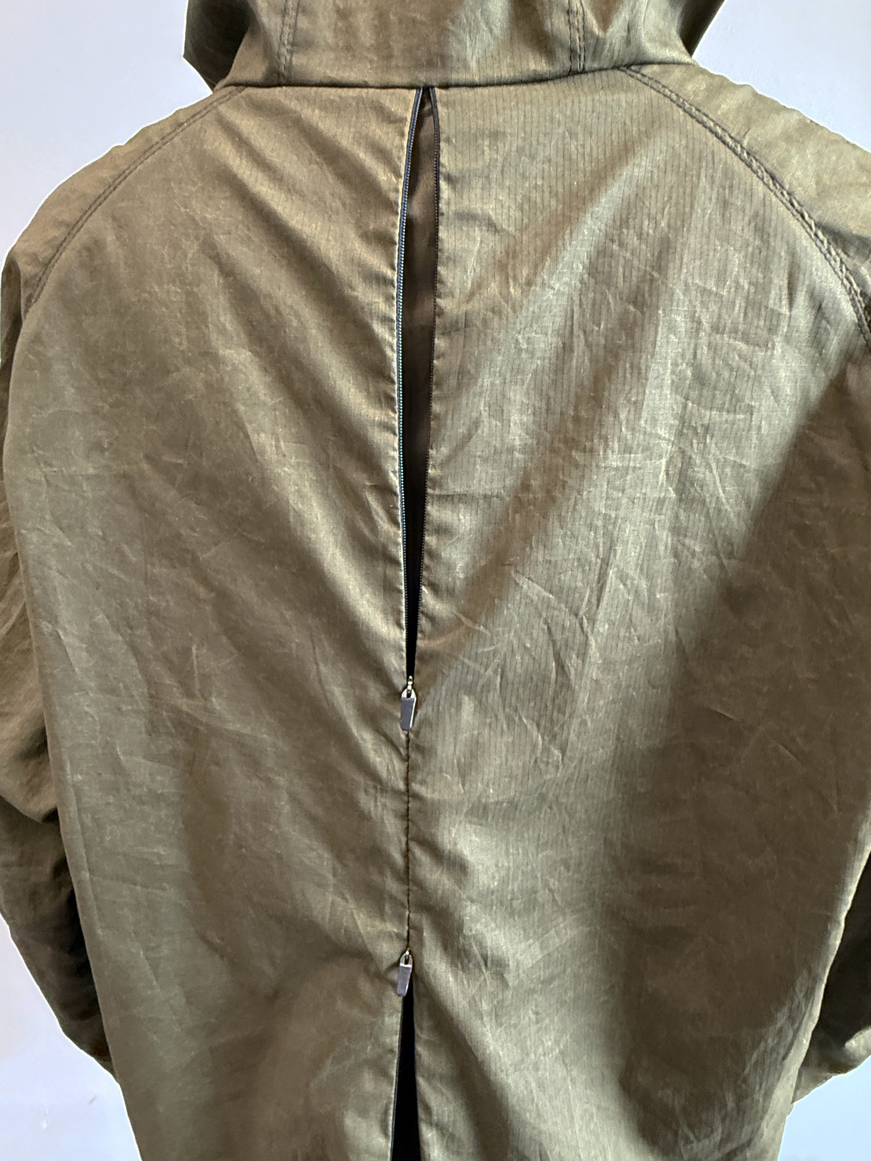 FORM: SHELL / Weather / Ripstop + Dry-Wax Anorak