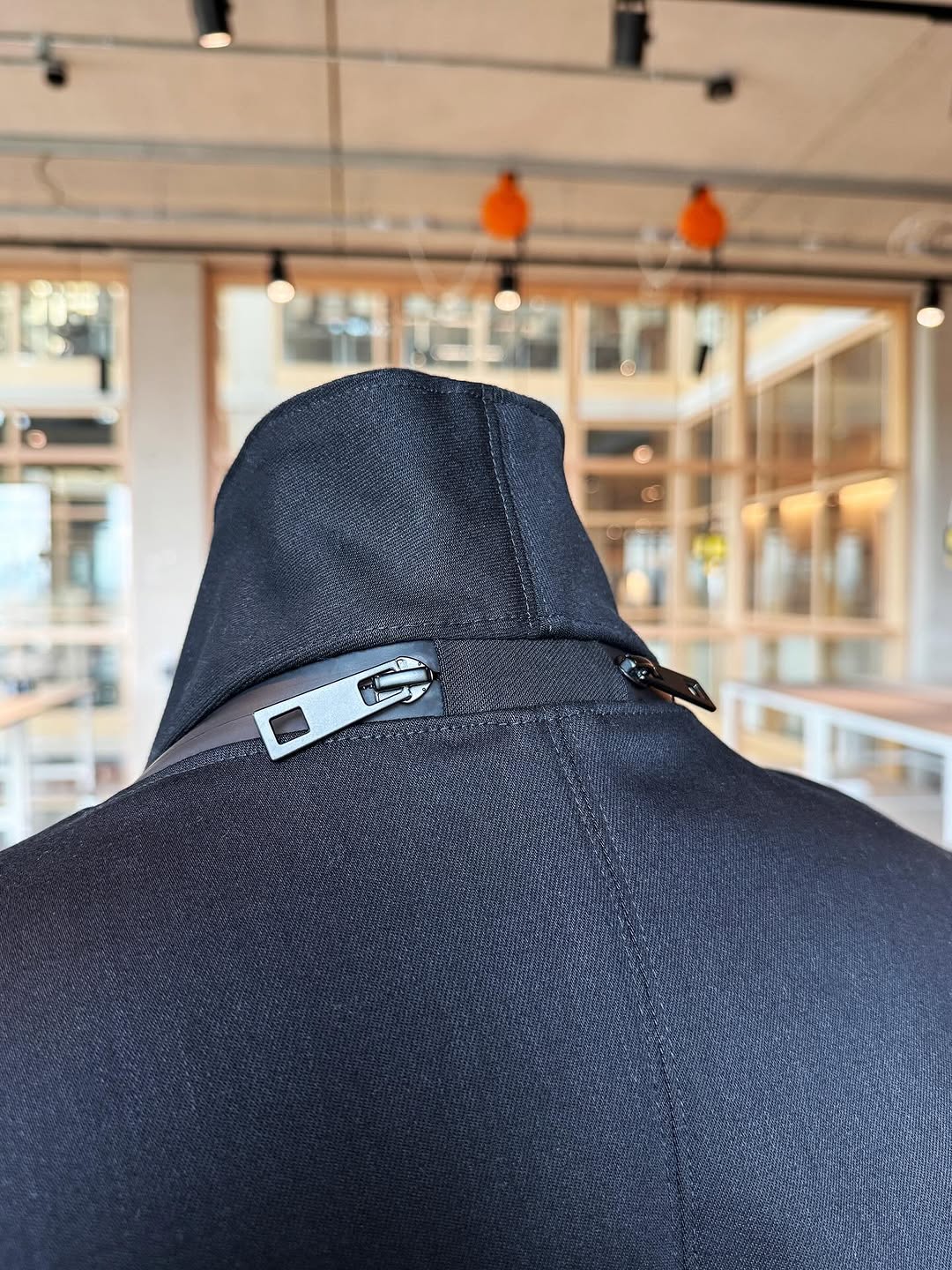 FORM: STR / Structure / Stretch Cotton + Modular Blazer