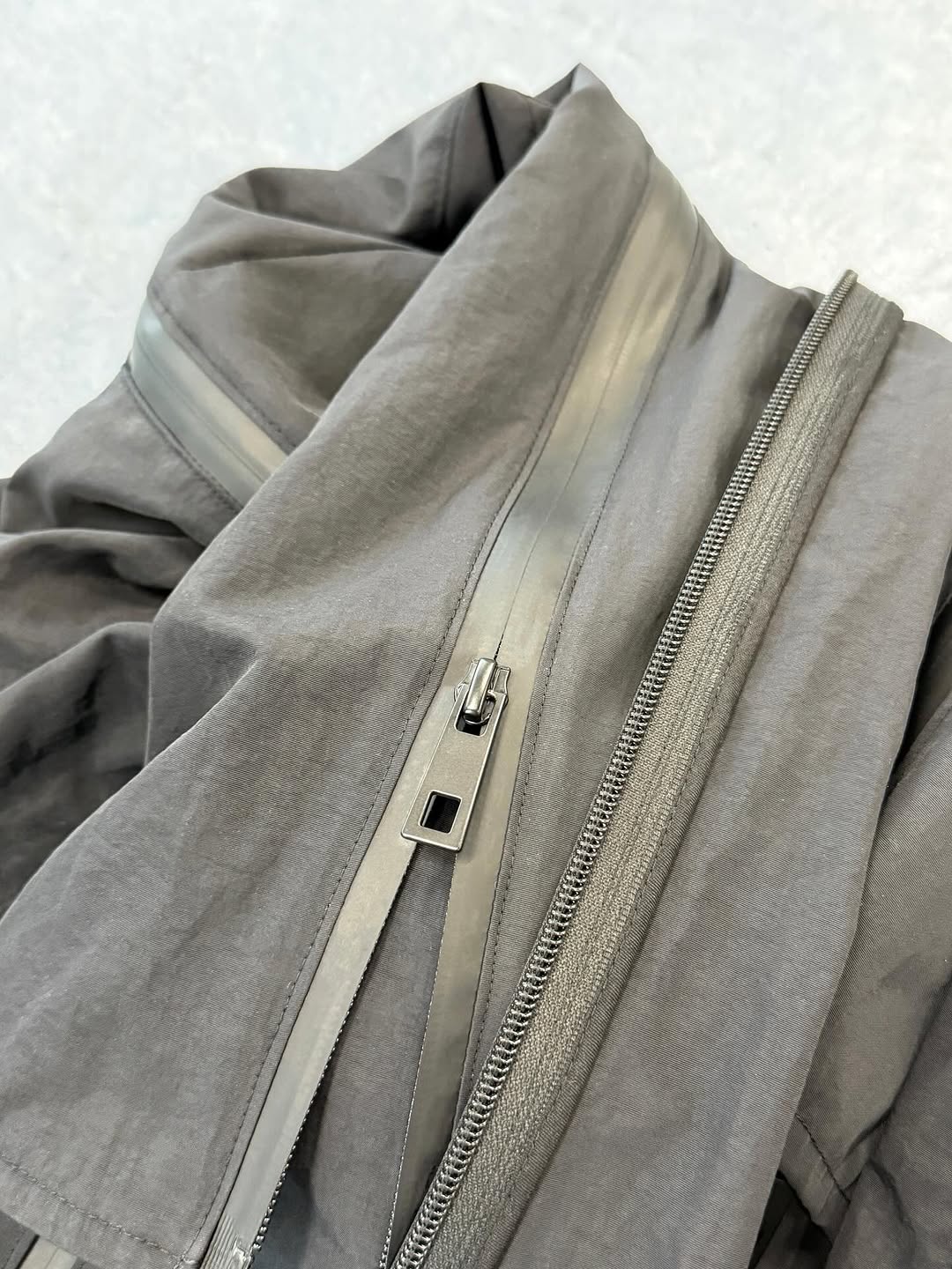 FORM: SHELL / ENVIRONMENT / TASLAN + TRANSFORMABLE WINDBREAKER