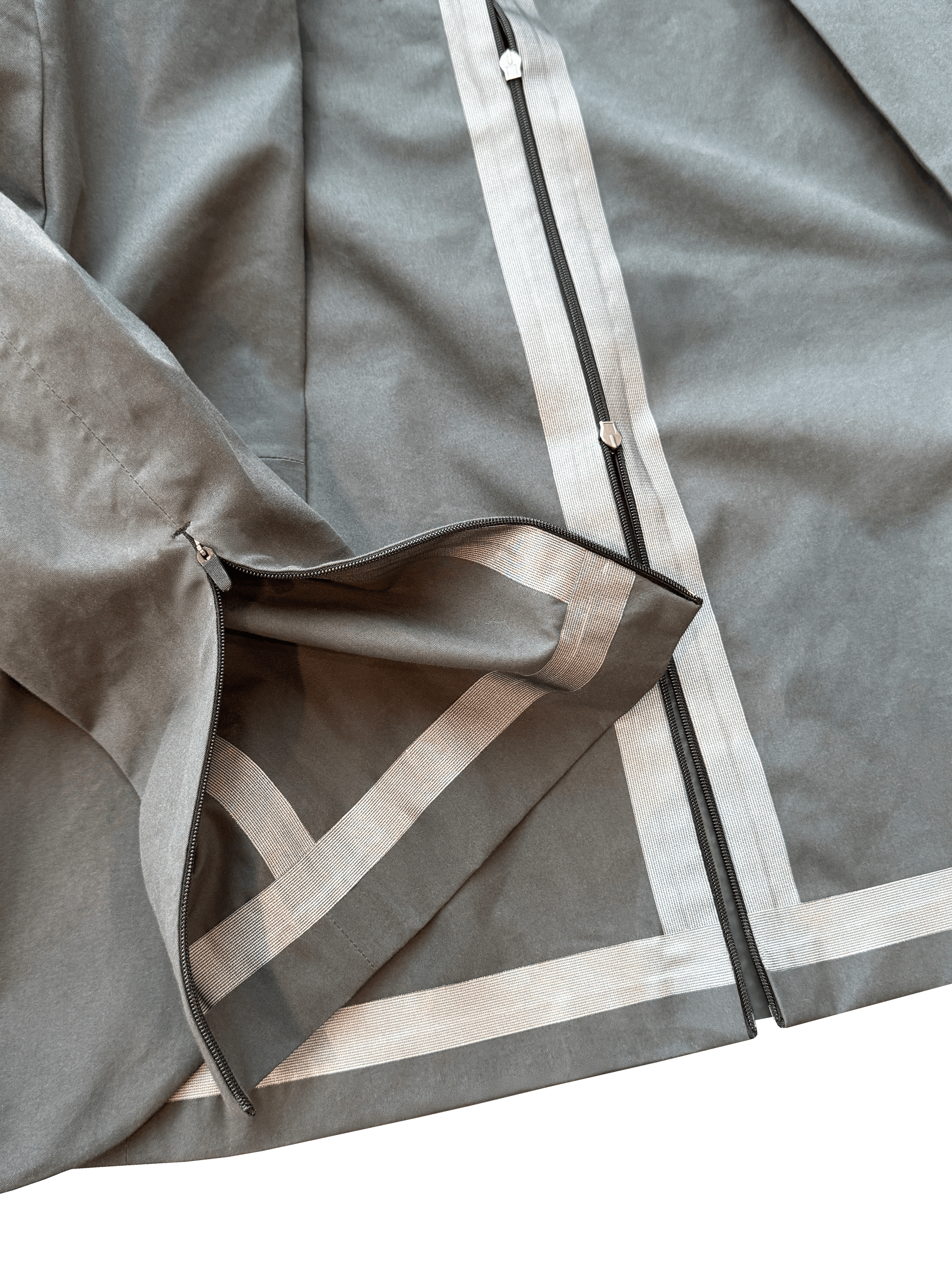 FORM: STR / Rain Barrier / Ventile + Taped Jacket