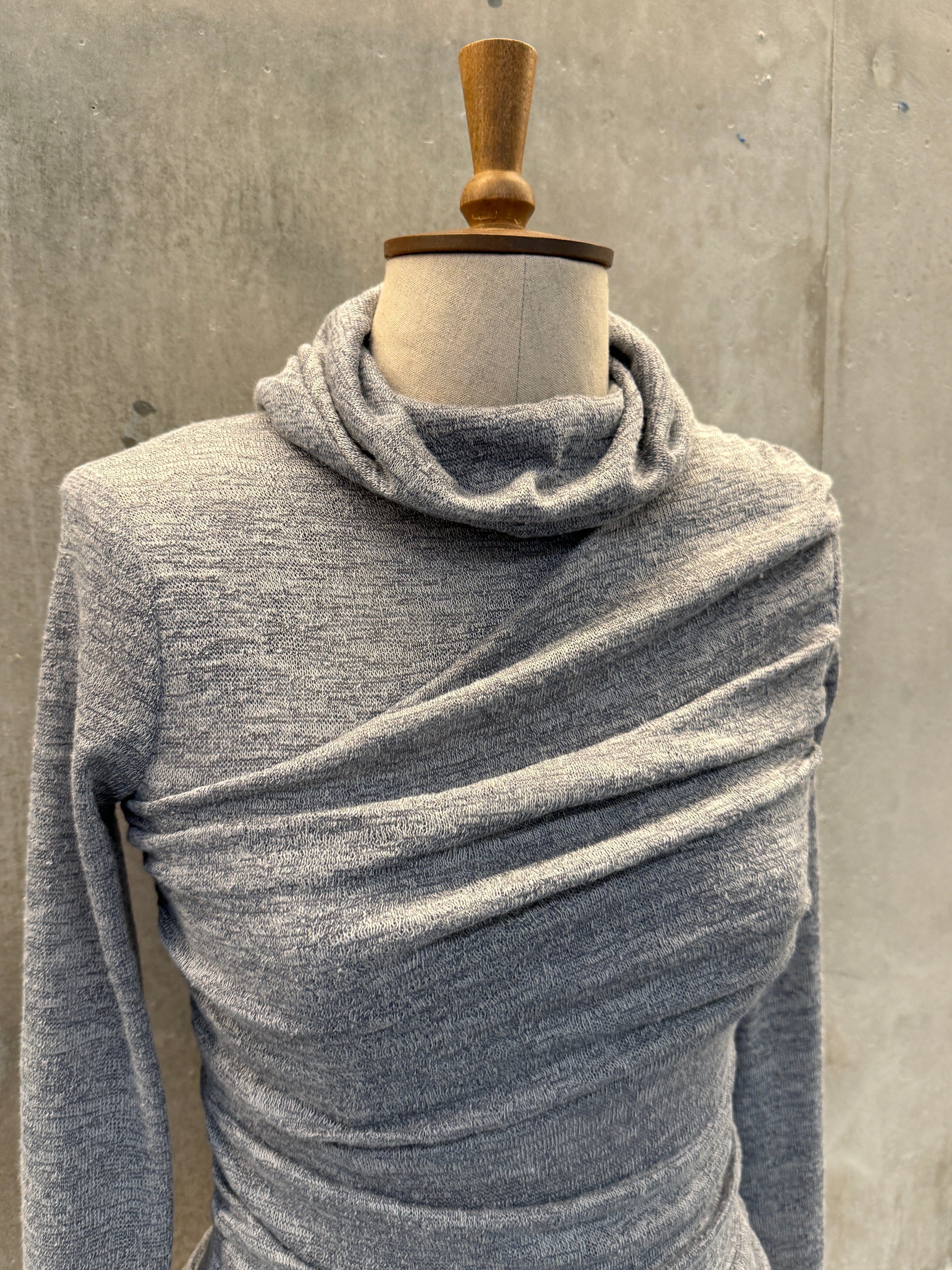 FORM: MOVE / MOBILITY / DRAPED + SLUB SHIRT