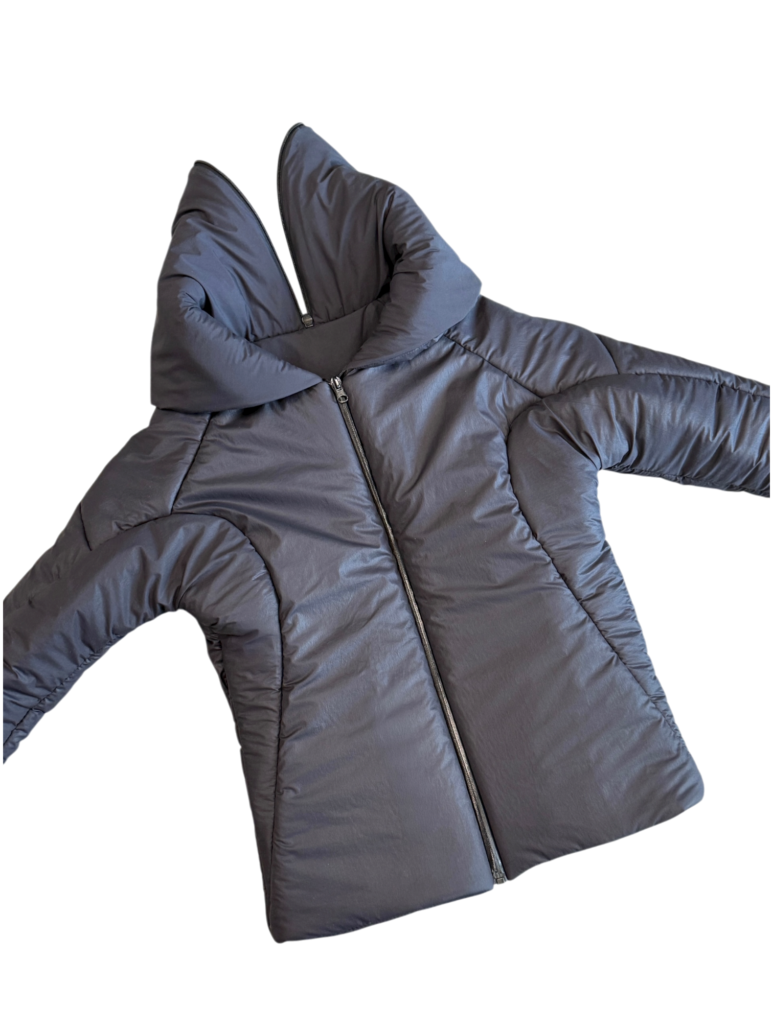 GUSSETED PUFFER JACKET
