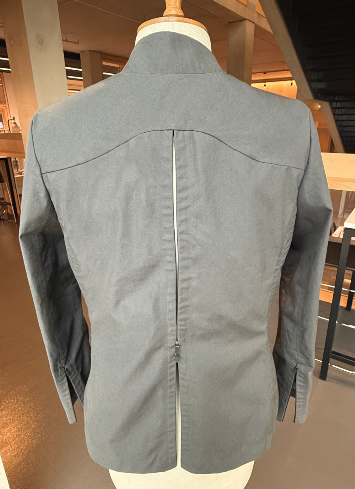 FORM: STR / Rain Barrier / Ventile + Taped Jacket