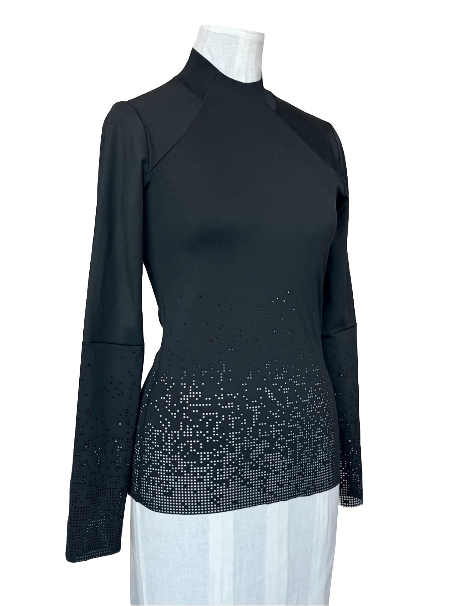 PERFORATED "SKYLINE" COMPRESSION SHIRT